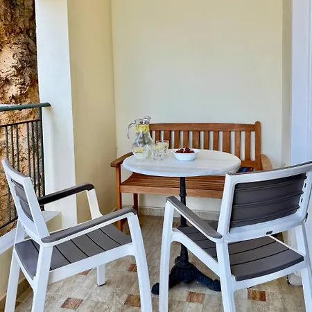 Sail View Boutique * Sarandë