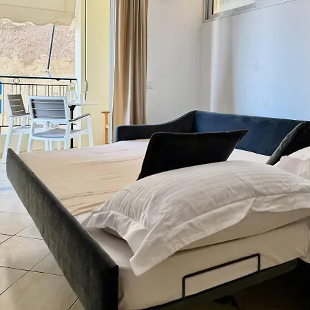 Sail View Boutique Sarandë