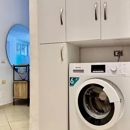 Sail View Boutique סרנדה