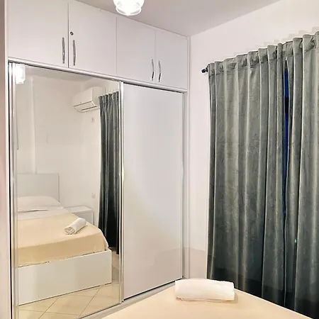 Sail View Boutique Apartment