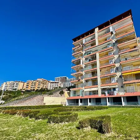 Sail View Boutique * Sarandë