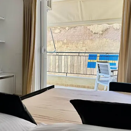 Sail View Boutique * Sarandë